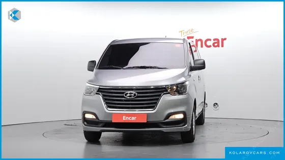 HYUNDAI STAREX VAN 3-SEATER