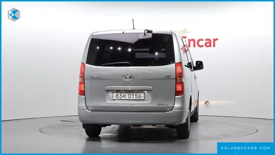 HYUNDAI STAREX VAN 3-SEATER