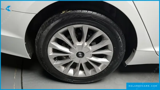 HYUNDAI SONATA 2.0 CARE+