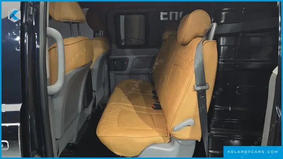 HYUNDAI STAREX VAN 5-SEATER