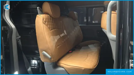 HYUNDAI STAREX VAN 5-SEATER