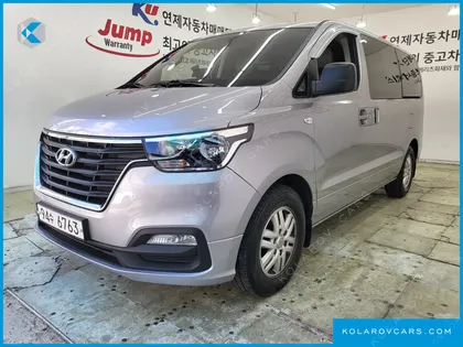 HYUNDAI STAREX VAN 3-SEATER