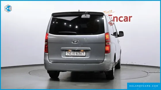 HYUNDAI STAREX WAGON 11-SEATER