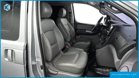 HYUNDAI STAREX WAGON 11-SEATER