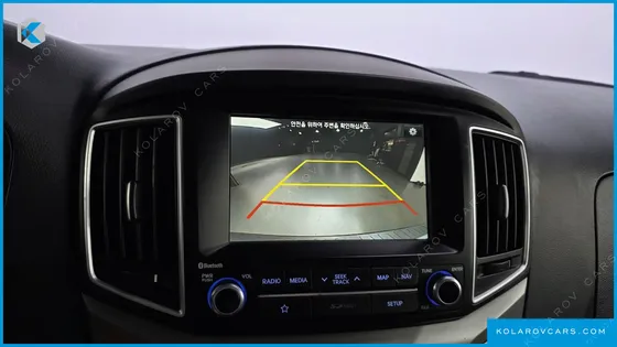 HYUNDAI STAREX WAGON 11-SEATER