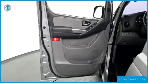 HYUNDAI STAREX WAGON 11-SEATER