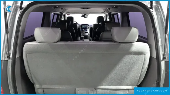 HYUNDAI STAREX WAGON 11-SEATER