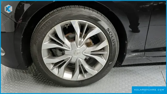 HYUNDAI SONATA 2.0 SMART