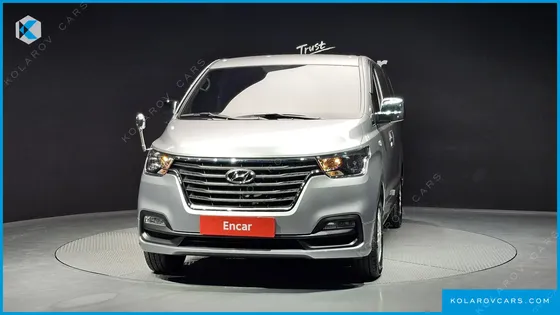 HYUNDAI STAREX VAN 3-SEATER
