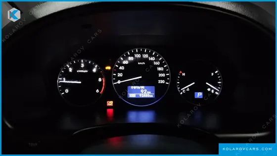 HYUNDAI STAREX VAN 3-SEATER