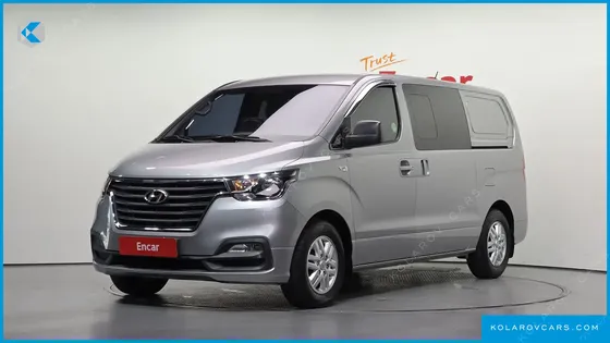 HYUNDAI STAREX VAN 5-SEATER