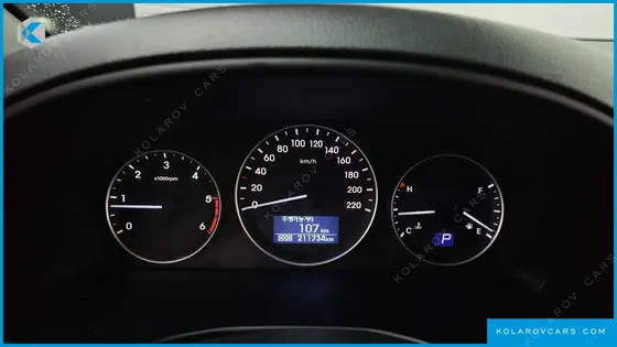 HYUNDAI STAREX URBAN 9-SEATER