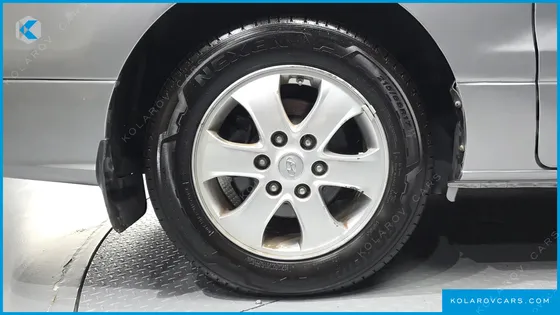 HYUNDAI STAREX WAGON 11-SEATER