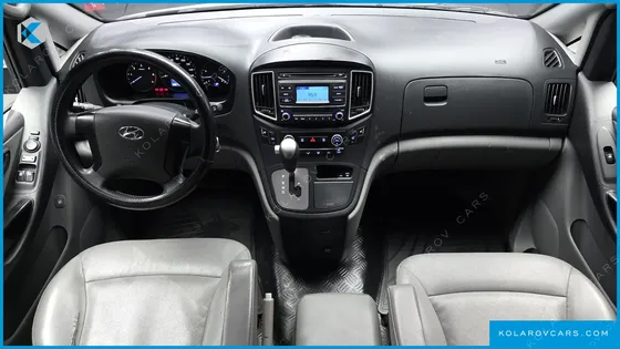 HYUNDAI STAREX WAGON 11-SEATER