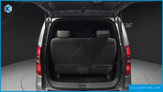 HYUNDAI STAREX WAGON 11-SEATER