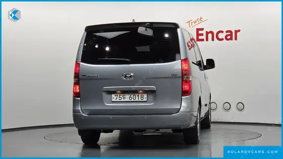 HYUNDAI STAREX WAGON 12-SEATER