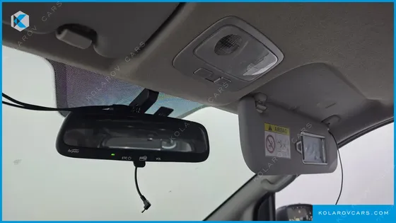 HYUNDAI STAREX VAN 3-SEATER