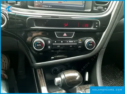 KIA K5 LPI PRESTIGE(HANDICAPPED)