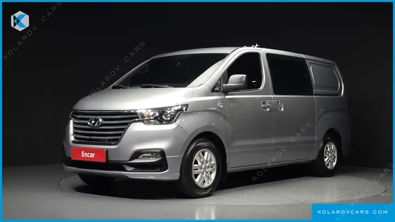 HYUNDAI STAREX VAN 5-SEATER