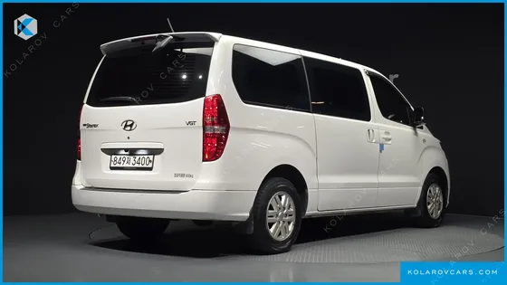 HYUNDAI STAREX VAN 3-SEATER