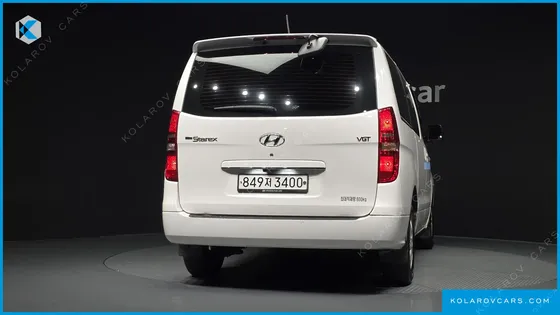 HYUNDAI STAREX VAN 3-SEATER