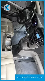 HYUNDAI STAREX VAN 3-SEATER
