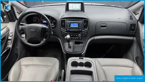 HYUNDAI STAREX WAGON 12-SEATER
