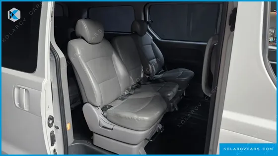 HYUNDAI STAREX WAGON 12-SEATER