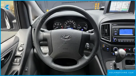 HYUNDAI STAREX WAGON 12-SEATER