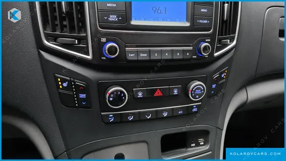 HYUNDAI STAREX WAGON 12-SEATER