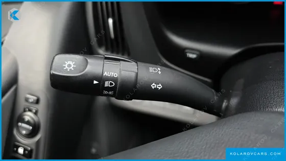 HYUNDAI STAREX WAGON 12-SEATER