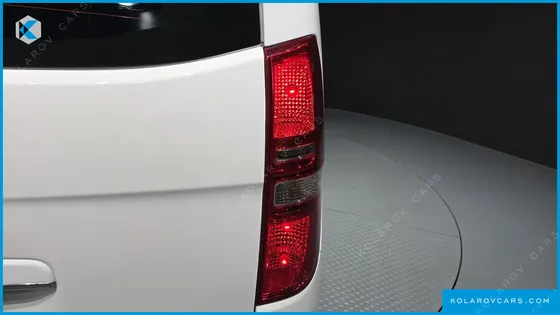 HYUNDAI STAREX WAGON 12-SEATER