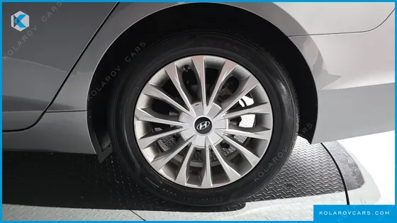 HYUNDAI SONATA 2.0 CARE+