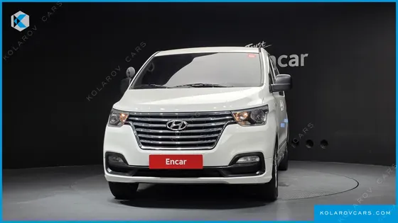 HYUNDAI STAREX VAN 5-SEATER