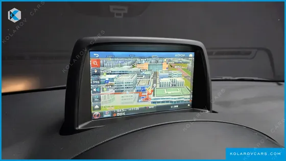 HYUNDAI STAREX VAN 5-SEATER