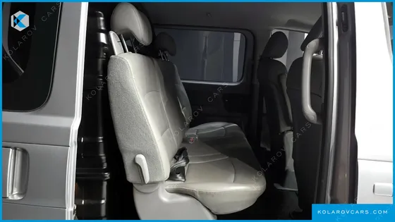 HYUNDAI STAREX VAN 5-SEATER