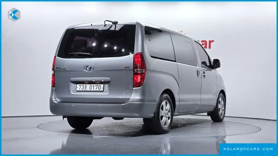 HYUNDAI STAREX WAGON 12-SEATER