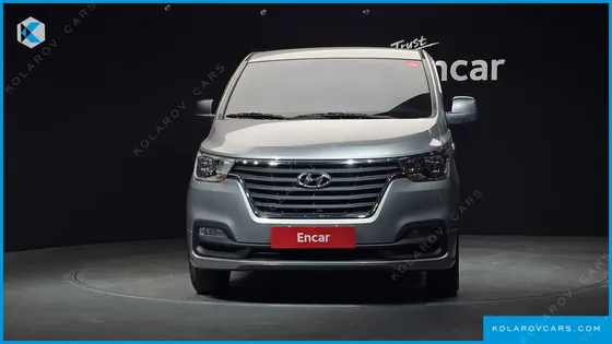 HYUNDAI STAREX VAN 5-SEATER