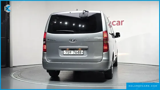 HYUNDAI STAREX WAGON 11-SEATER