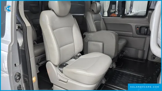 HYUNDAI STAREX WAGON 11-SEATER