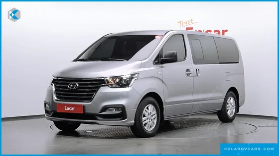 HYUNDAI STAREX VAN 5-SEATER