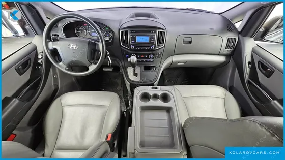 HYUNDAI STAREX WAGON 12-SEATER