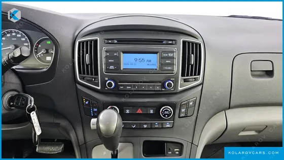 HYUNDAI STAREX WAGON 12-SEATER