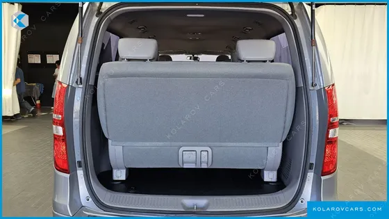 HYUNDAI STAREX WAGON 12-SEATER