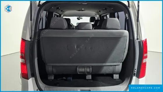 HYUNDAI STAREX URBAN 9-SEATER