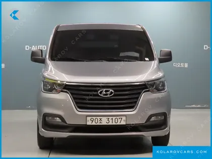 HYUNDAI STAREX VAN 3-SEATER