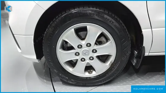 HYUNDAI STAREX WAGON 12-SEATER