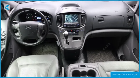 HYUNDAI STAREX WAGON 12-SEATER