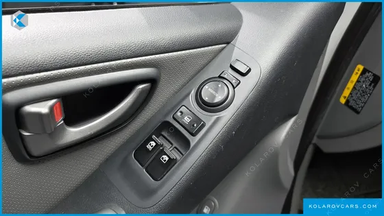 HYUNDAI STAREX WAGON 12-SEATER