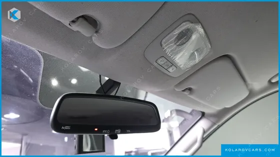 HYUNDAI STAREX WAGON 12-SEATER